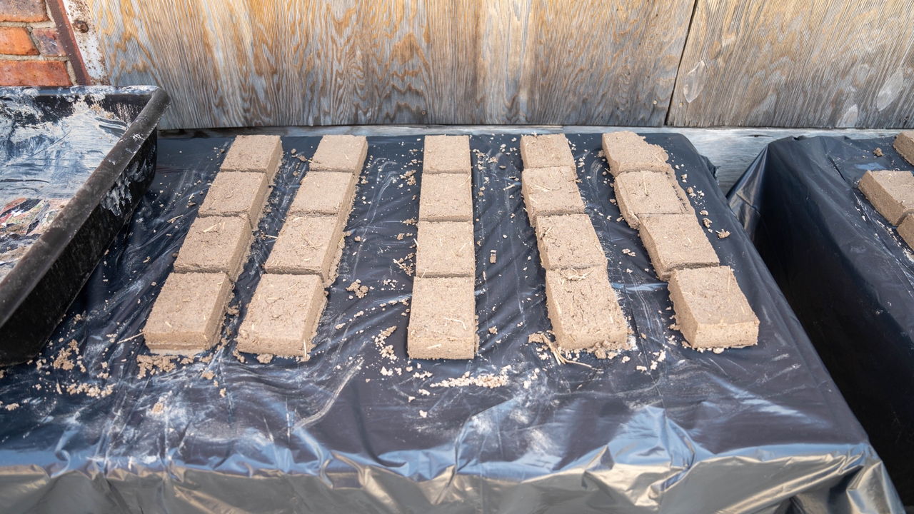 Adobe brick 