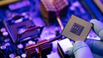 UNM professors part of one of the regional CHIPS Act microelectronics ‘innovation hubs’