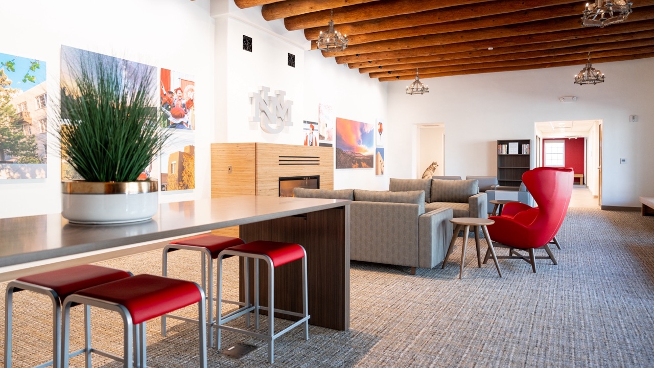 Lobo Welcome Center Lounge