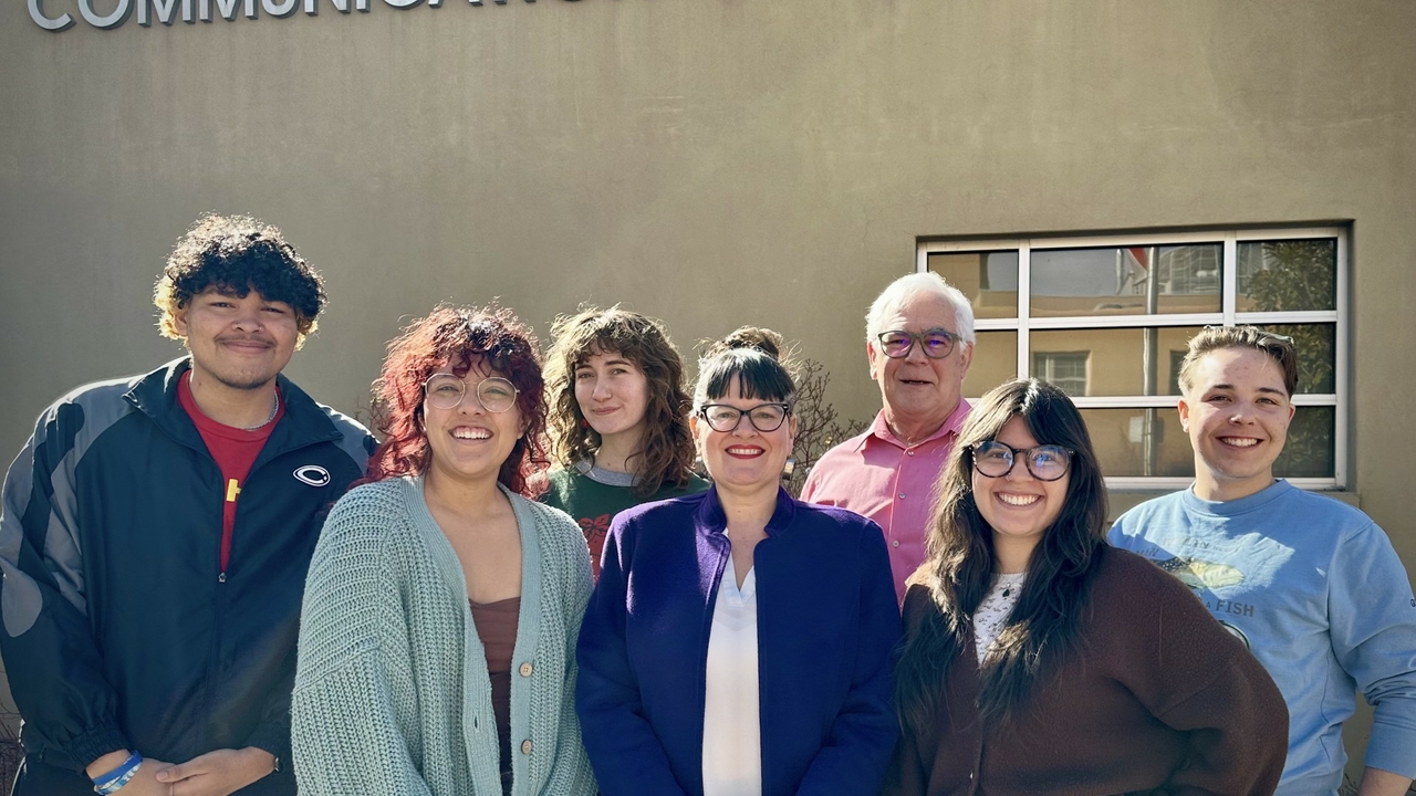 The NM News Map Team (l. to r.): Darrian, Elizabeth, Gillian, Gwyneth, Mike, Mia and Florian. 