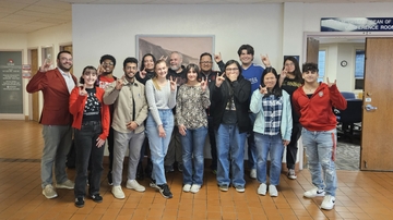 UNM research group preps early undergrads for lab work