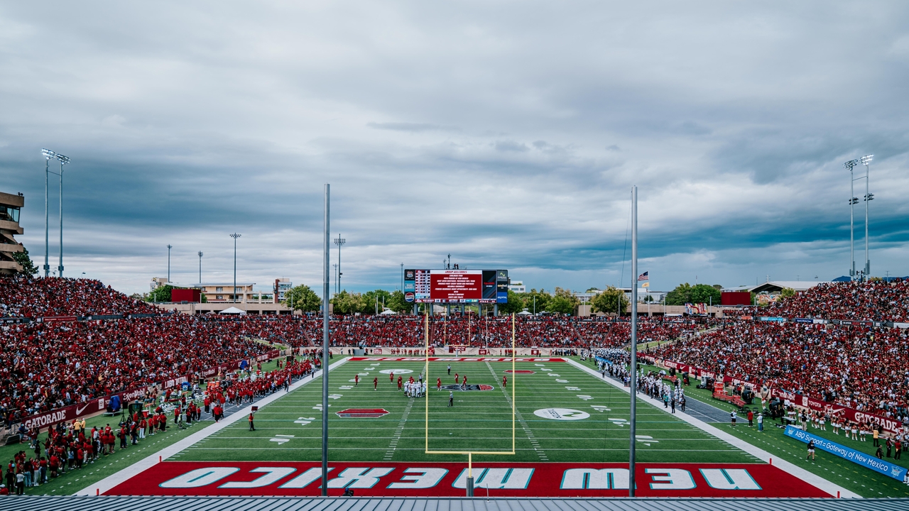 A view of the recent UNM-NMSU game from south endzone 