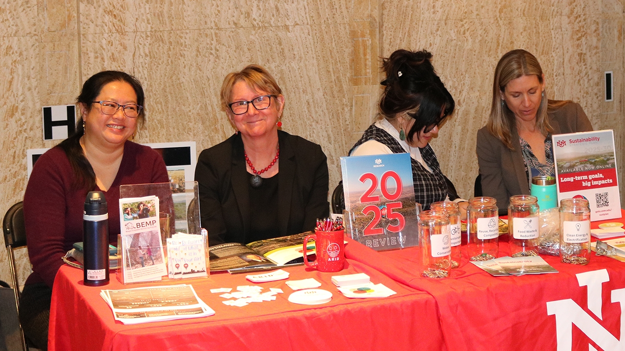 Representatives from ARID (l.) 