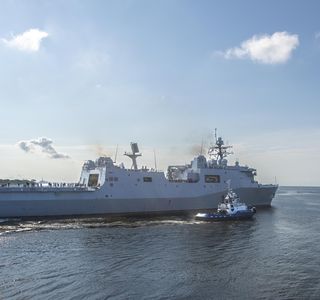 Amphibious Transport Dock Fort Lauderdale (LPD 28) Sails Away From Ingalls Shipbuilding