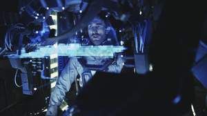 Sharlto Copley in TriStar Pictures' sci-fi thriller DISTRICT 9. (c) Columbia TriStar Marketing Group, Inc. All rights reserved.