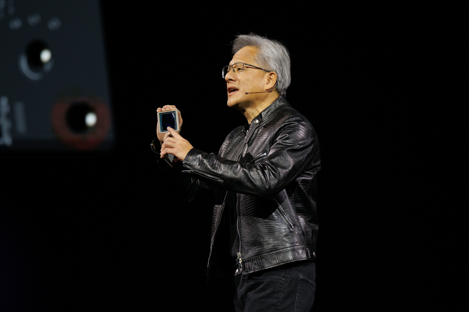 NVIDIA CEO Jensen Huang Unveils Blackwell Processor