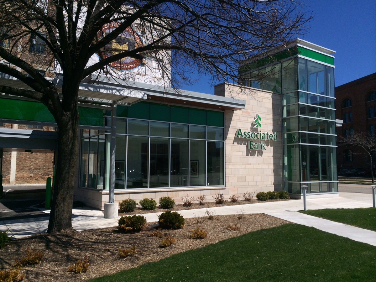 Associated Bank’s Haymarket Square location earns prestigious commercial real estate awards 