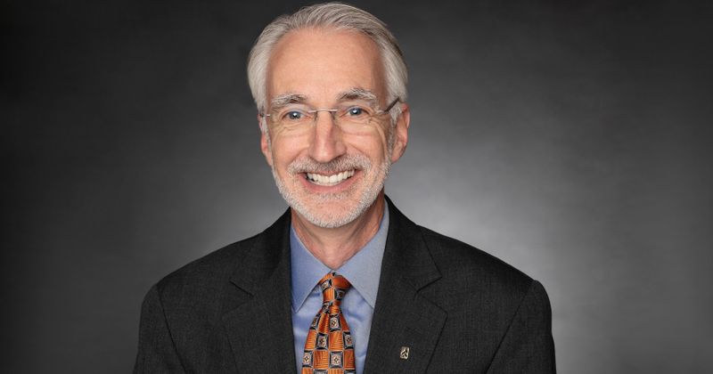 Associated Bank welcomes Denis Hogan as regional president 