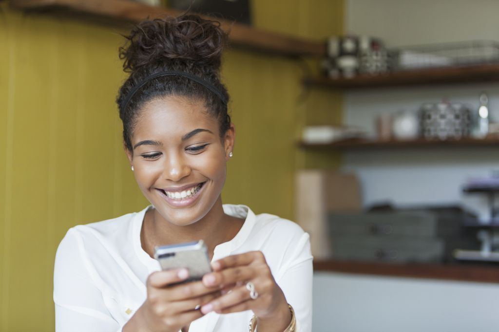 Associated Access Checking customers can enjoy a digital account so simple, there’s no need for paper statements or checks and can be managed entirely online.