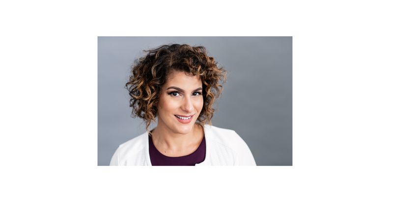 Marilka Vélez promoted to senior director of marketing with Associated Bank