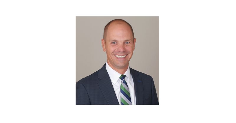 Christopher Hamilton joins the Associated Bank commercial banking team in Milwaukee