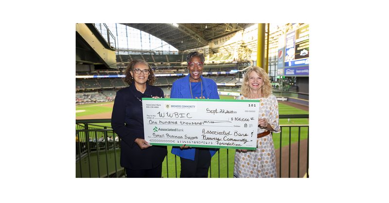Associated Bank and Brewers Community Foundation provide $100K to WWBIC to support minority, women and veteran owned businesses 