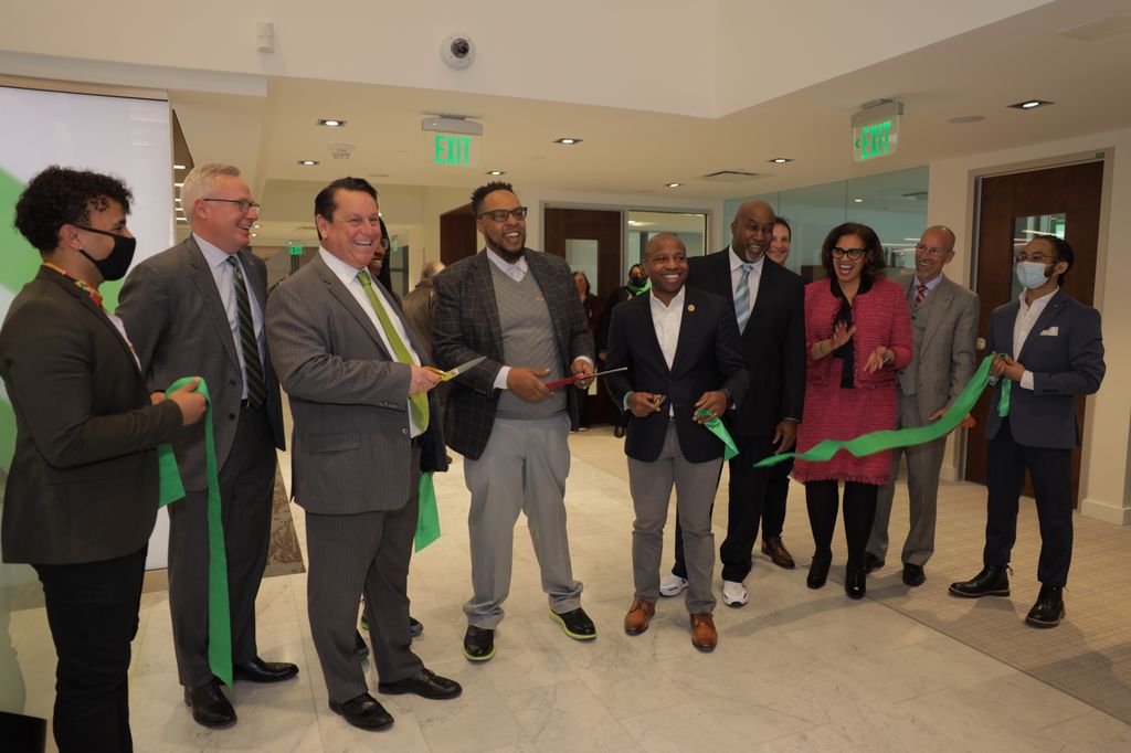 Several Milwaukee leaders, including acting Mayor Cavalier Johnson, attended a ribbon cutting ceremony for the Associated Bank Center for Professional Development on February 28. Photo courtesy of ALIVE Milwaukee. 