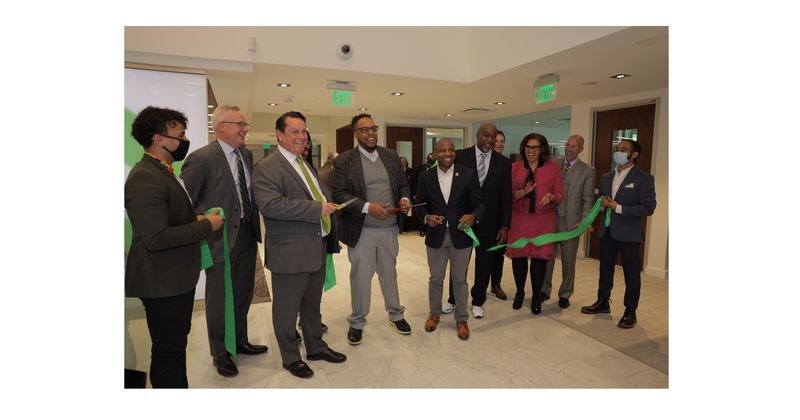 Associated Bank welcomes ALIVE Milwaukee to the new Associated Bank Center for Professional Development 
