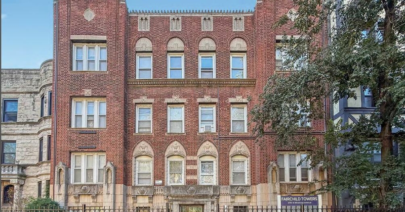 Associated Bank announces $4.7M loan for historic Chicago apartment building