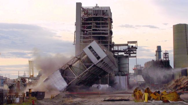 Sutton Plant implosion showcases Duke Energy transition to cleaner energy in the Carolinas