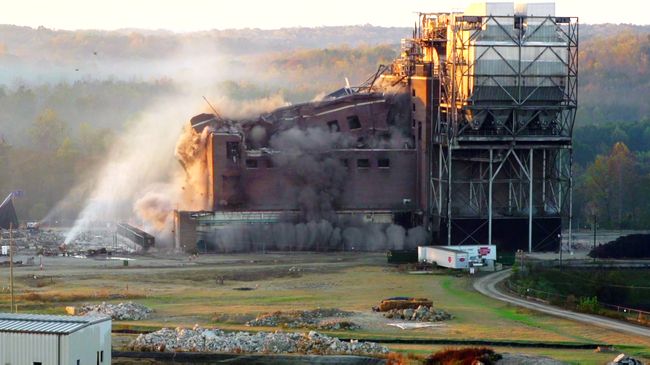 With a final blast, the Dan River Steam Station passes into history