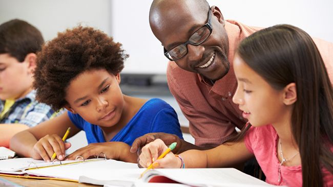 Piedmont Natural Gas invests in literacy with grant to YWCA Central Carolinas 