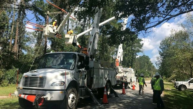 Duke Energy restablece la energía de los 26,000 clientes restantes después de reparar casi 1.8 millones de apagones en las Carolinas