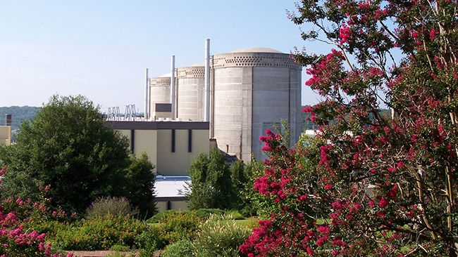 Duke Energy will seek to renew nuclear plant licenses to support its carbon reduction goals
