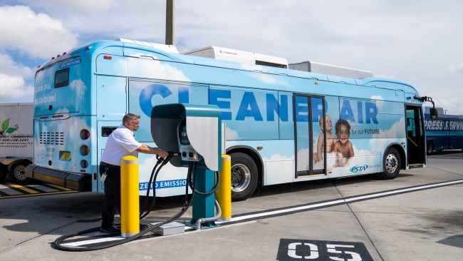 Florida’s Pinellas Suncoast Transit Authority joins Duke Energy to unveil 4 new electric depot bus chargers