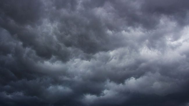 Duke Energy assessing damage and beginning restoration after strong storm cuts power for about 100,000 customers across the Cincinnati region and Northern Kentucky