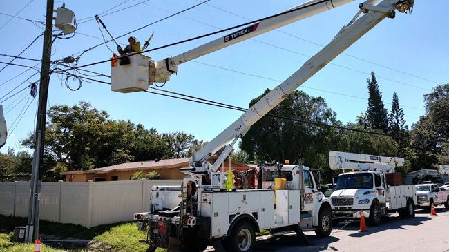 More than 900,000 customers restored as Duke Energy Florida outages stand at 77,000 on Sunday afternoon