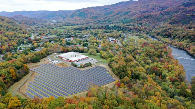 Duke Energy places advanced microgrid into service in Hot Springs, NC 
