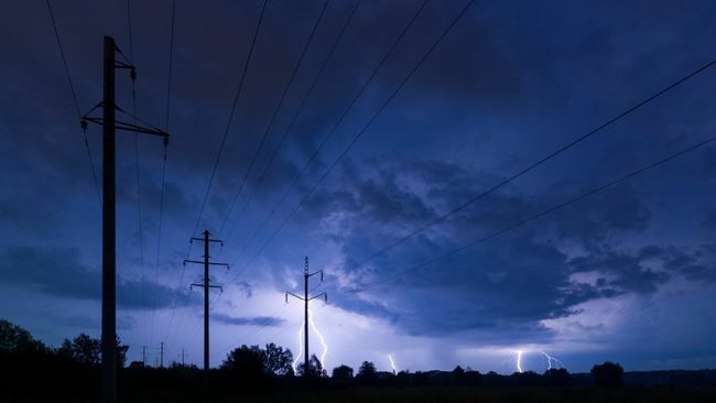 Duke Energy supports fellow first responders with more than $200,000 in grants for emergency preparedness in Indiana