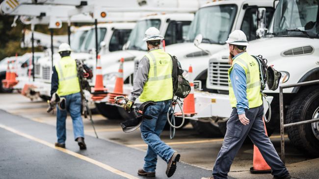Duke Energy encourages customers to prepare for Tropical Storm Debby; moves 6,900 resources to respond to heavy rain and strong winds