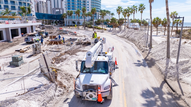 Duke Energy Florida emite los plazos de restauración calculados para las islas barrera del condado de Pinellas y moviliza unidades de atención al cliente en zonas gravemente afectadas