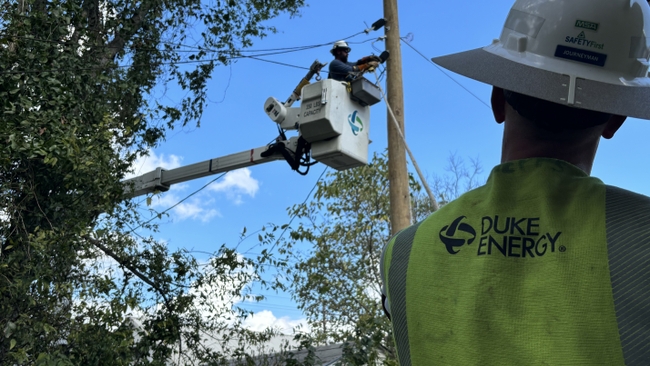 Siguen los trabajos de restauración del suministro eléctrico en las montañas de Carolina del Norte y el norte de Carolina del Sur; la empresa da información actualizada