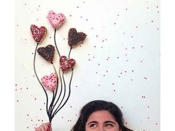 Create your own DD Valentine's Day Cards!