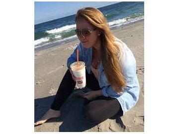 Meet Our BranDD AmbassaDDor: Taylor from University of Rhode Island!
