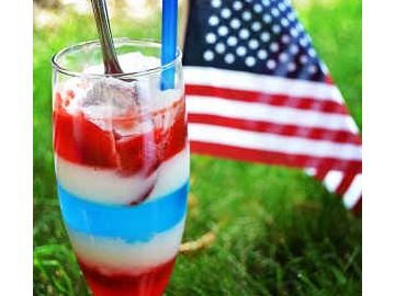 The Ultimate COOLatta 4th of July Dessert: Coolatta Dessert Cups!