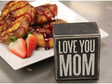 Four Dunkin’ Inspired Gifts that Will Keep Mom Runnin’ this Mother’s Day