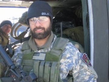Dunkin’ Donuts Celebrates Veterans Day by Saluting One of Their Very Own DD Troops