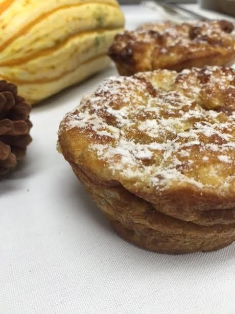 Dunksgiving Desserts: Croissant Donut Bread Pudding and Bold Breakfast Black™ Tea Crème Anglaise
