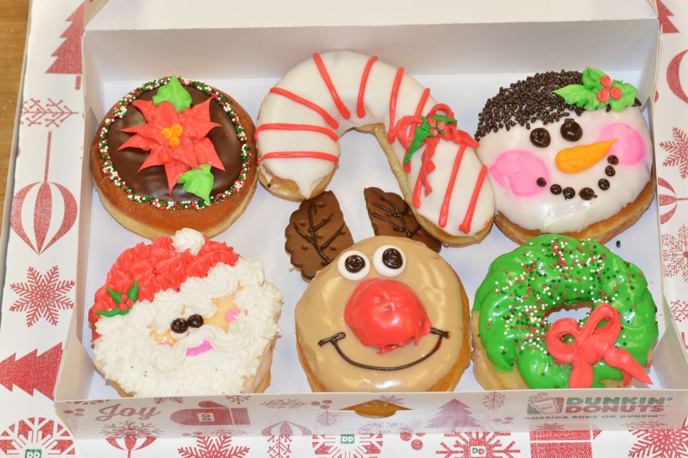 How a Local NY Donut Decorator Brings Holiday Magic to Our Donuts