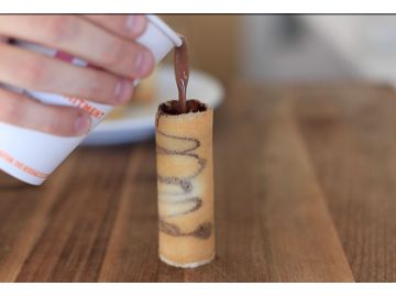 Mini Hot Chocolate Cookie Cups