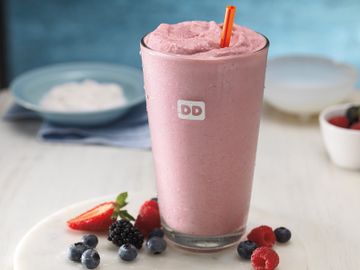 Running Wild This Summer: Dunkin’ Donuts Serves New Wildberry Smoothie 