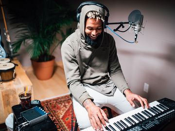 Odell Beckham Jr. Crafts Dunkin’ Donuts new campaign for Cold Brew Coffee