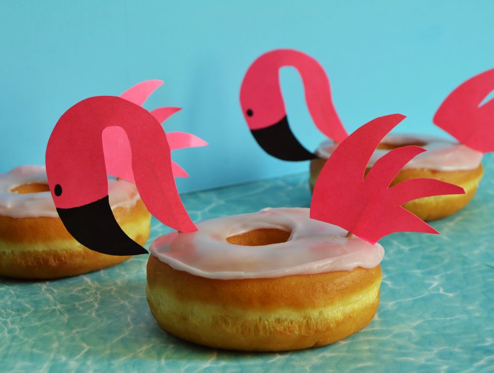 Celebrate Summer with These Trendy DIY Flamingo Float Donuts