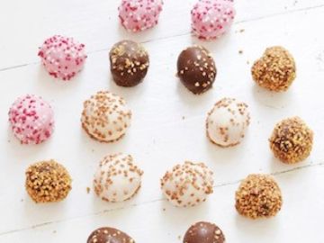 Seven Dunkin’ Munchkins® Donut Hole Treats from Around the World