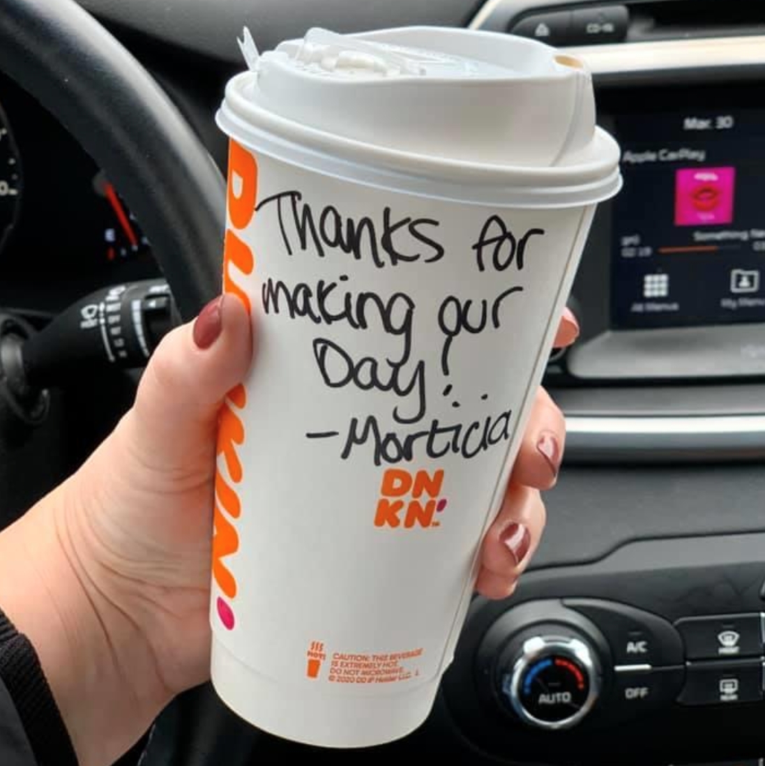 Keeping America Runnin’: Massachusetts Dunkin’ Restaurant Spreading Messages of Kindness