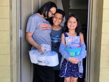 Keeping America Runnin’: Foundation Grant Helps the Denver Dream Center Bring Hope with “Hope Boxes”