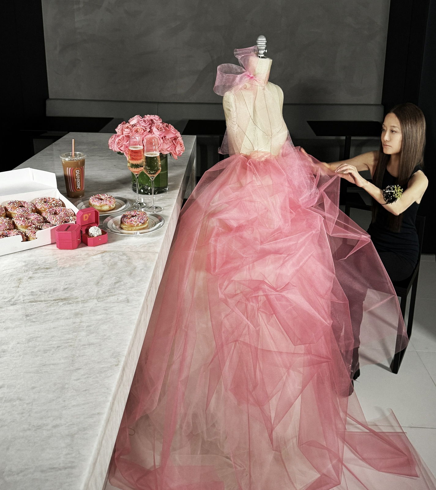 Dunkin' x Vera Wang