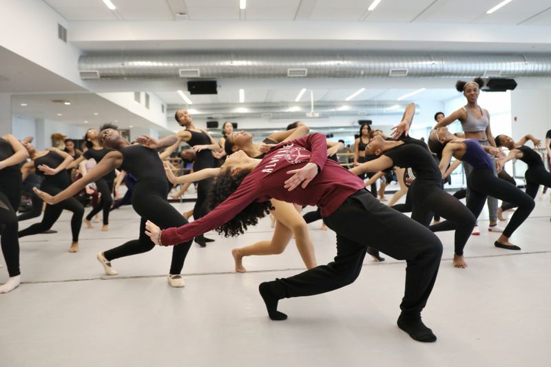 Lisa Willingham leads Horton at Ailey Experience in DC 2020. Photo by Jonathan Hsu