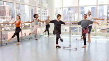 Ballet with Anna Lederfeind at Ailey Extension. Photo by Whitney Browne