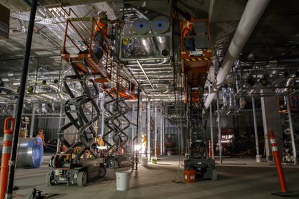 Knight Cancer Research construction